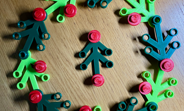 Lego Style 3D Printed Christmas Wreath